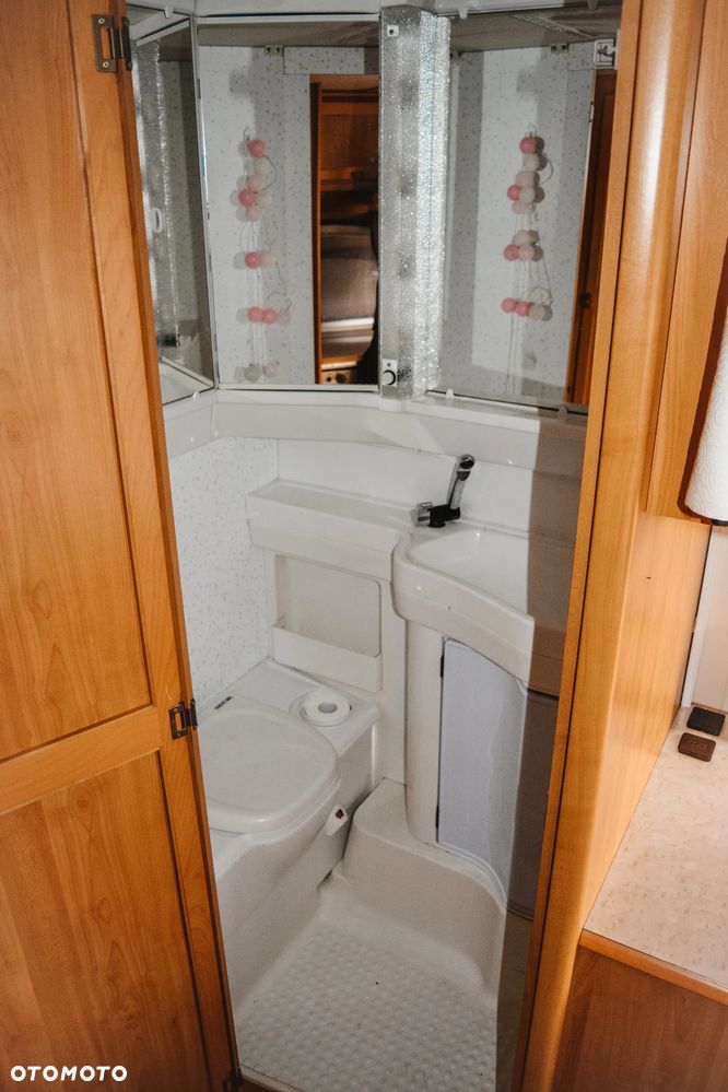 Hymer-Eriba NOVA - 17