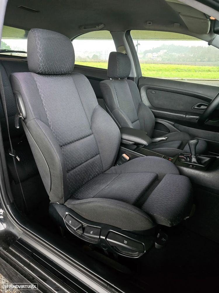 BMW 320 d Sport Edition - 8