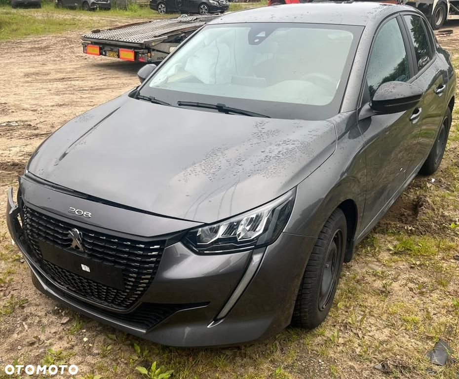Peugeot 208 - 1