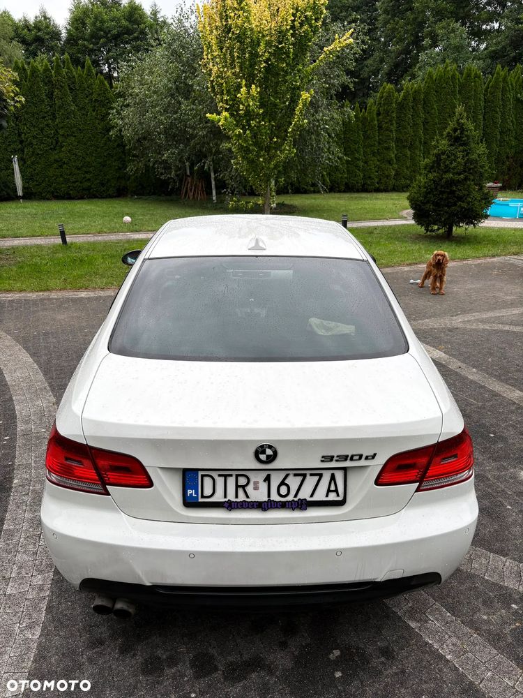 BMW Seria 3 330d xDrive - 13