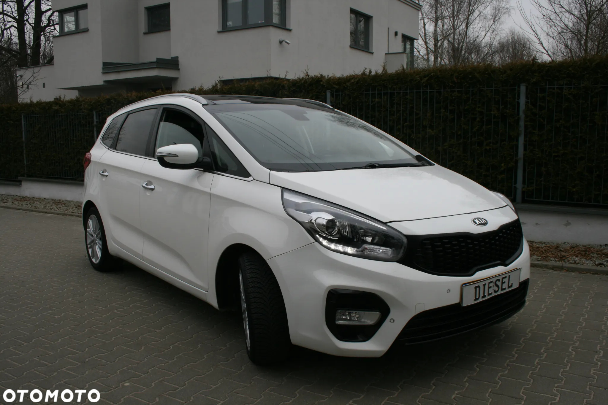 Kia Carens 1.6 GDI S 7os EU6 - 8