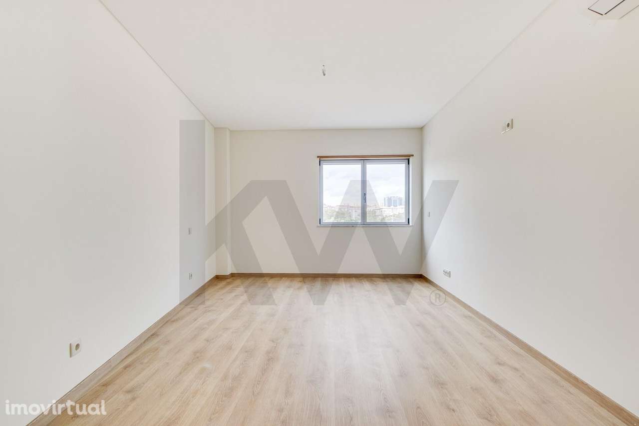 Apartamento T3 Novo nas Laranjeiras em Lisboa | Premium, Metro e Acess - Grande imagem: 3/69