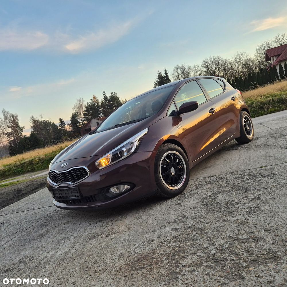 Kia Ceed 1.4 CVVT Spirit - 1