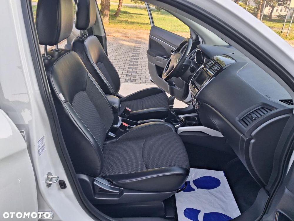 Peugeot 4008 - 25