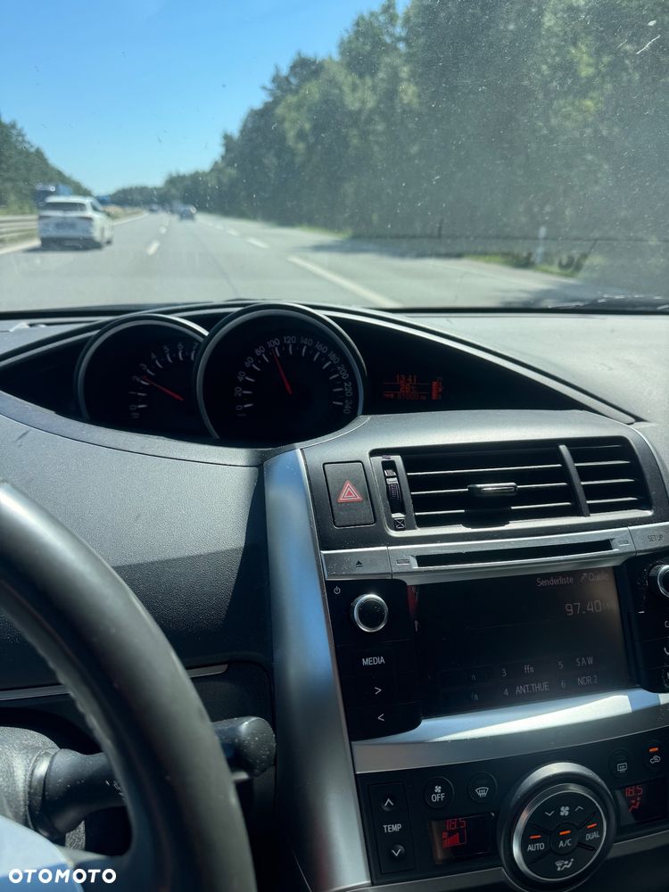 Toyota Verso 1.8 Prestige - 5