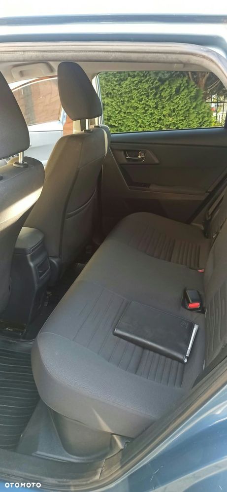 Toyota Auris 1.8 HSD Luna - 4
