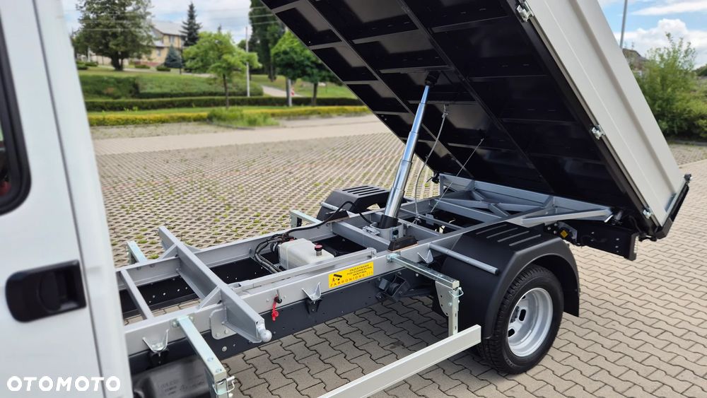 Iveco DAILY - 26