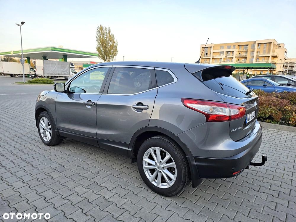 2015 Nissan Qashqai 1.6 DIG-T N-Connecta, photograph 12