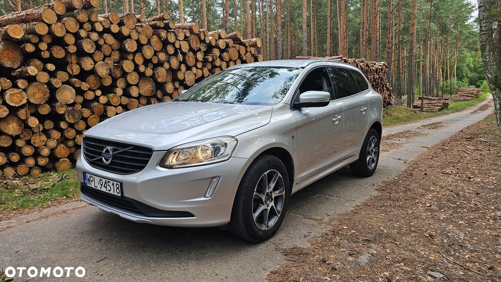 Volvo XC 60 D3 Drive-E Ocean Race - 16