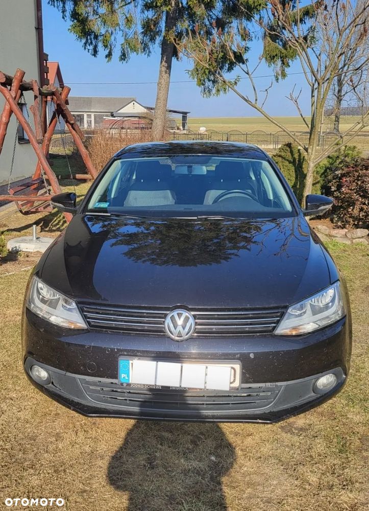 Volkswagen Jetta 1.6 TDI Highline Optimum - 2