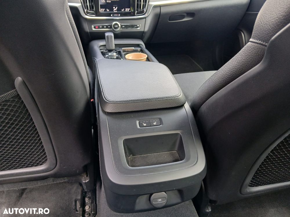 Volvo S90 B4 MHEV AT Plus Bright - 8