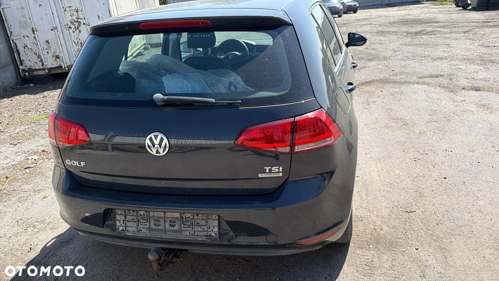 Volkswagen Golf 1.2 TSI BMT Trendline Perfectline - 12