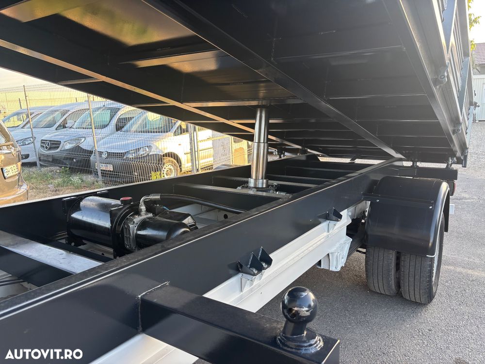 Volkswagen Crafter - 12
