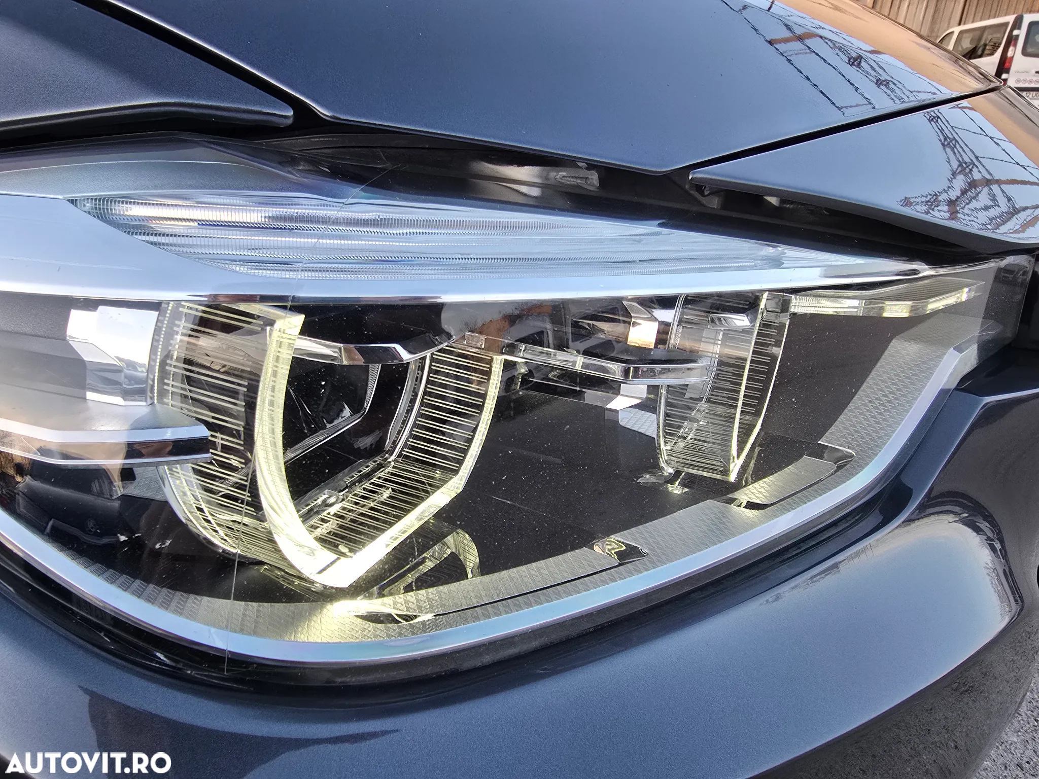 BMW Seria 3 318i Aut. M Sport - 10