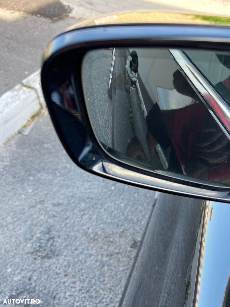 BMW Seria 5 520d Touring Aut. Luxury Line - 10