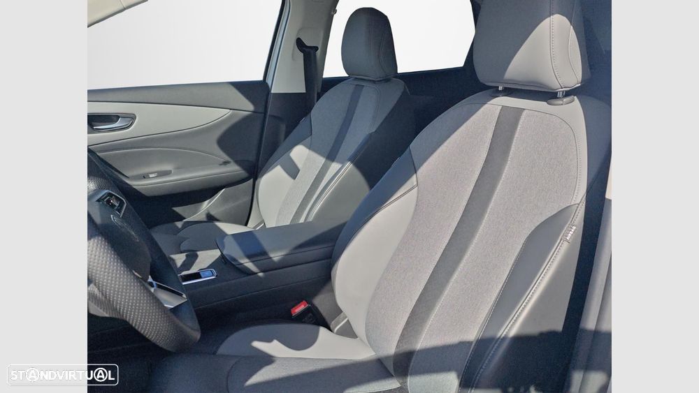 MG MGS5 EV 64 kWh Luxury - 11