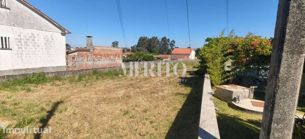 Terreno Urbano com 663,60 m2 em Alvarães – Duas Frentes e Excelente Lo - Grande imagem: 4/14