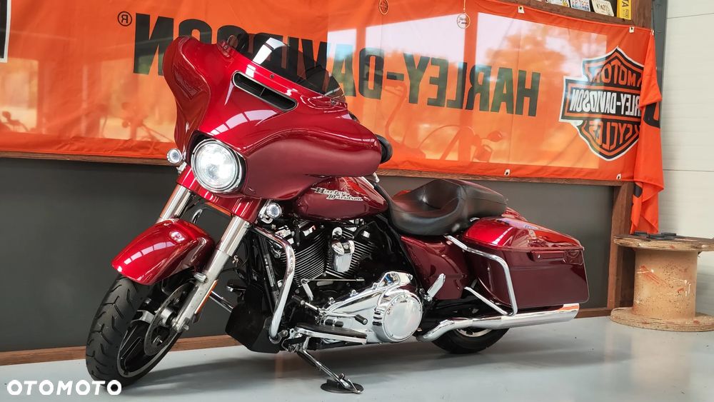 Harley-Davidson Touring Street Glide - 6