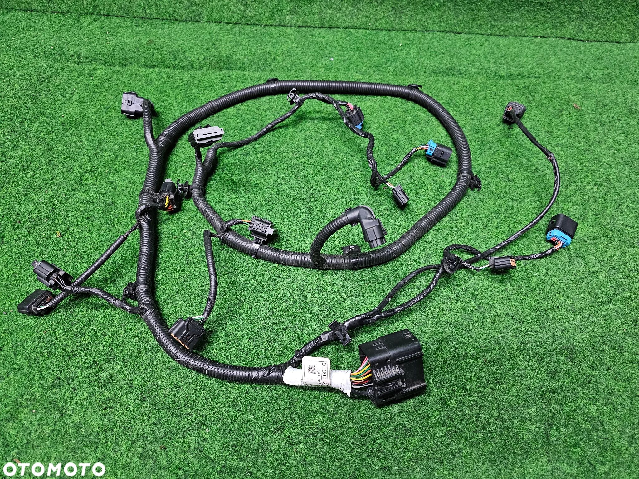 GENESIS GV702 22-2025r --> WIĄZKA PDC ZDERZAKA PRZEDNIEGO - 1