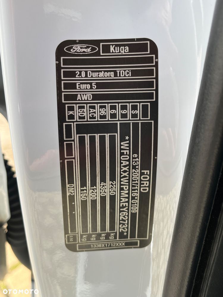 Ford Kuga - 34