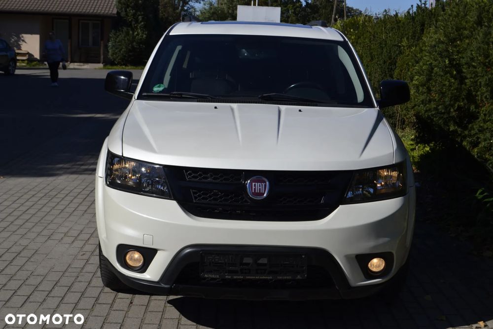 Fiat Freemont 2.0 Multijet Black Code AWD - 2