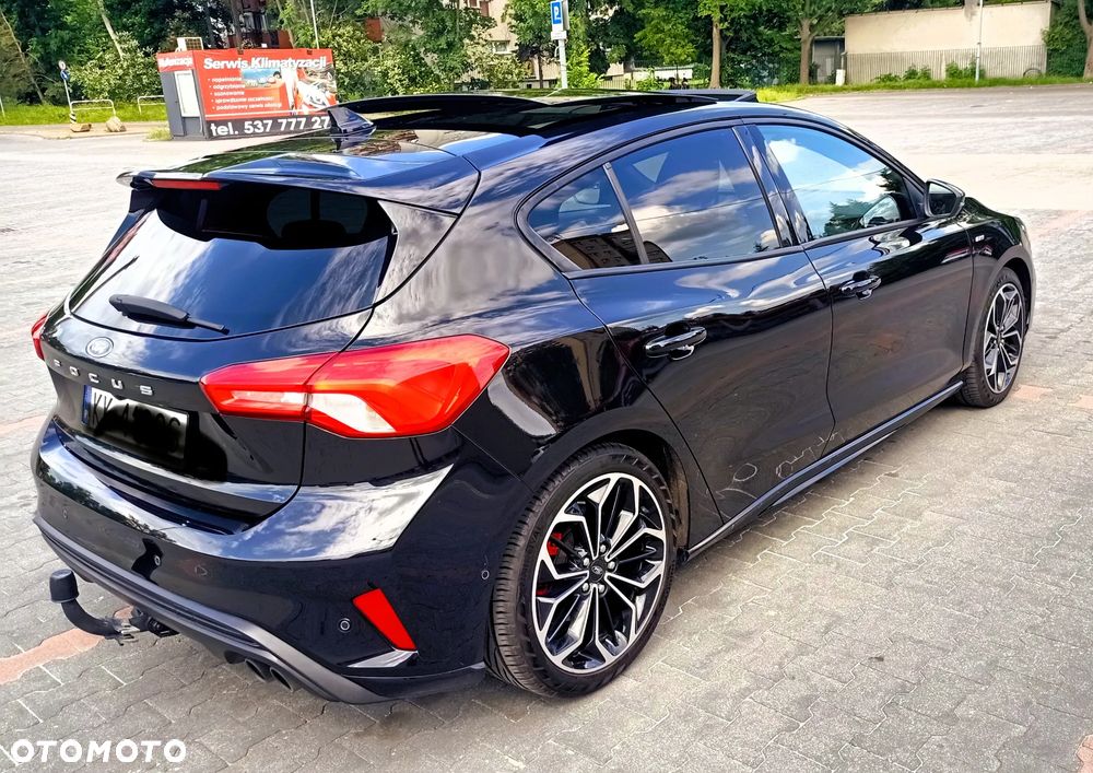 Ford Focus 2.0 EcoBlue STart-Stopp-System ST-LINE X - 8
