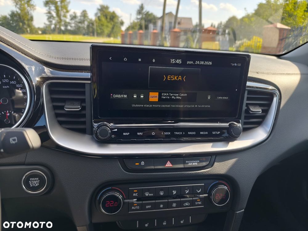 Kia Ceed - 8