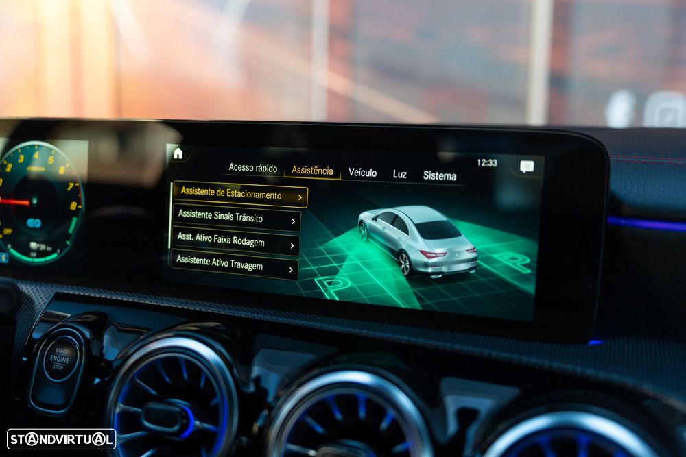 Mercedes-Benz CLA 250 e 8G-DCT AMG Line - 13