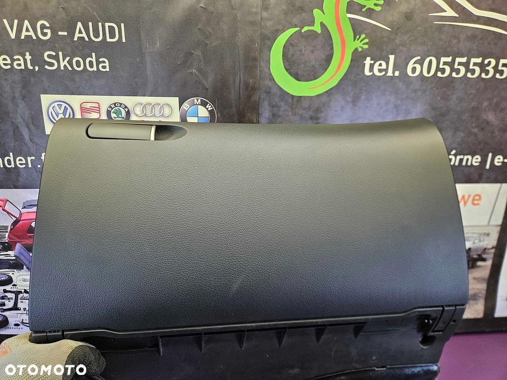 Schowek Pasażera 8E1857035 C Osłona Klapa Ciemny Soul Europa Audi A4 B6 B7 Seat Exeo - 22