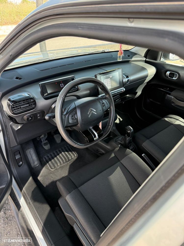 Citroën C4 Cactus - 11