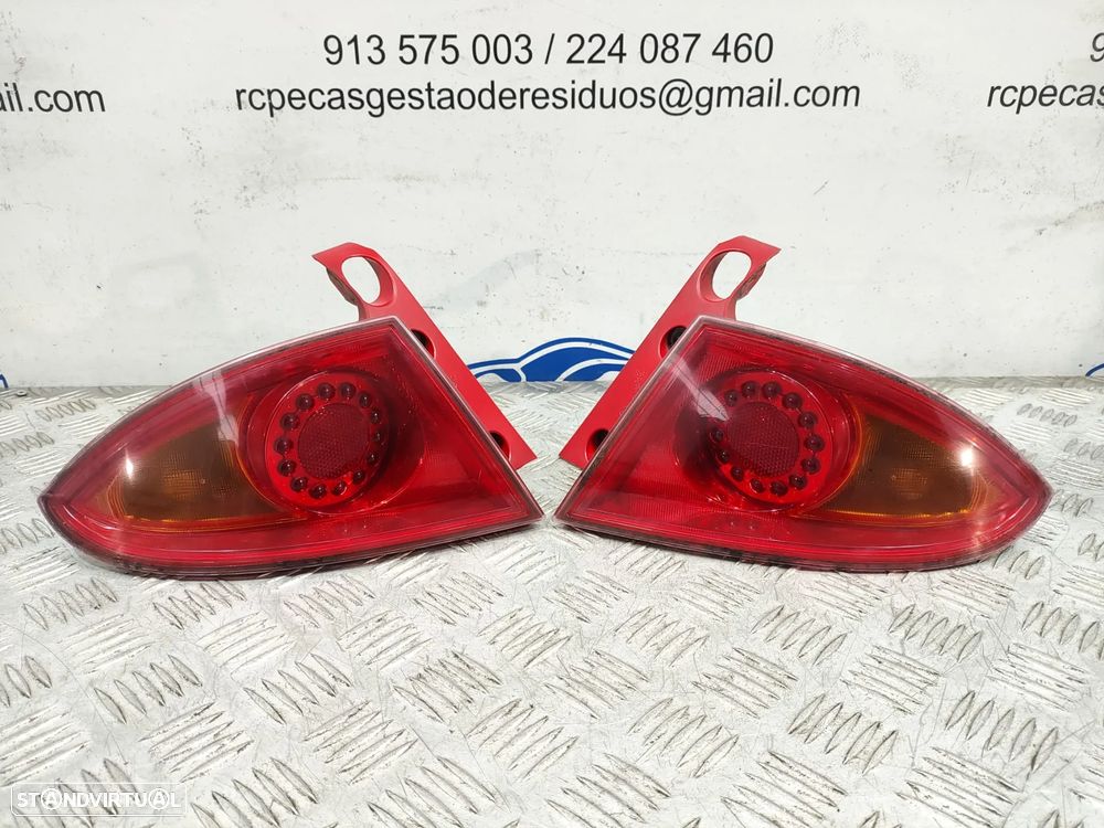 Conjunto Farolins Led Tras Traseiro Direito Esquerdo Seat Leon 1P Fase 1 5 Portas - 1