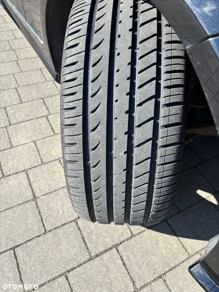 Mercedes-Benz Klasa E 350 CDI DPF BlueEFFICIENCY 7G-TRONIC Avantgarde - 17