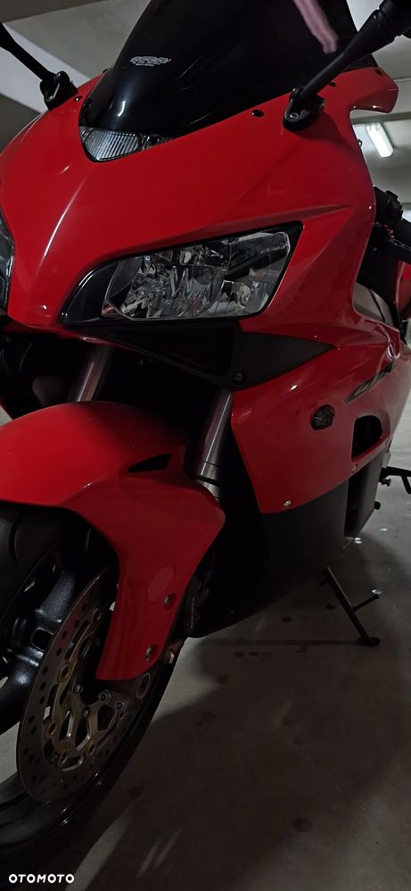 Honda CBR - 9