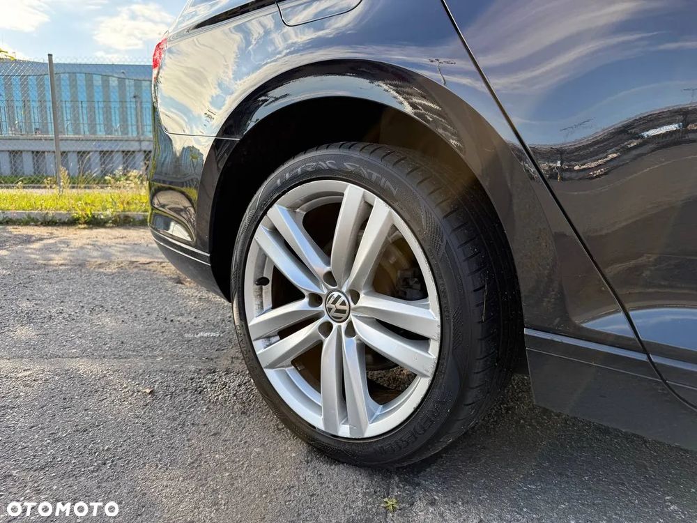 Volkswagen Passat - 18