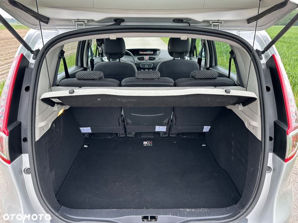 Renault Scenic 1.6 16V 110 Expression - 23