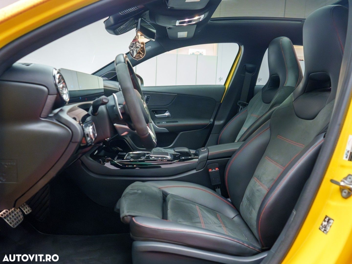 Mercedes-Benz A - 15