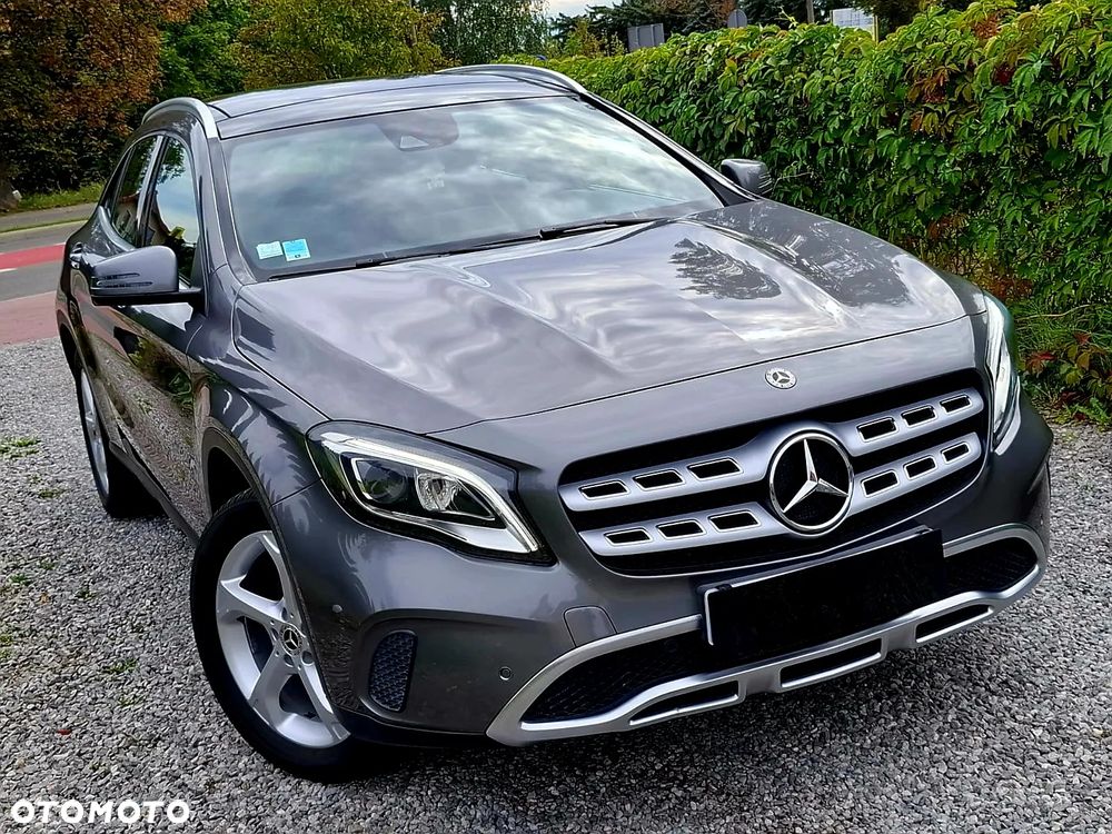 Mercedes-Benz GLA - 7