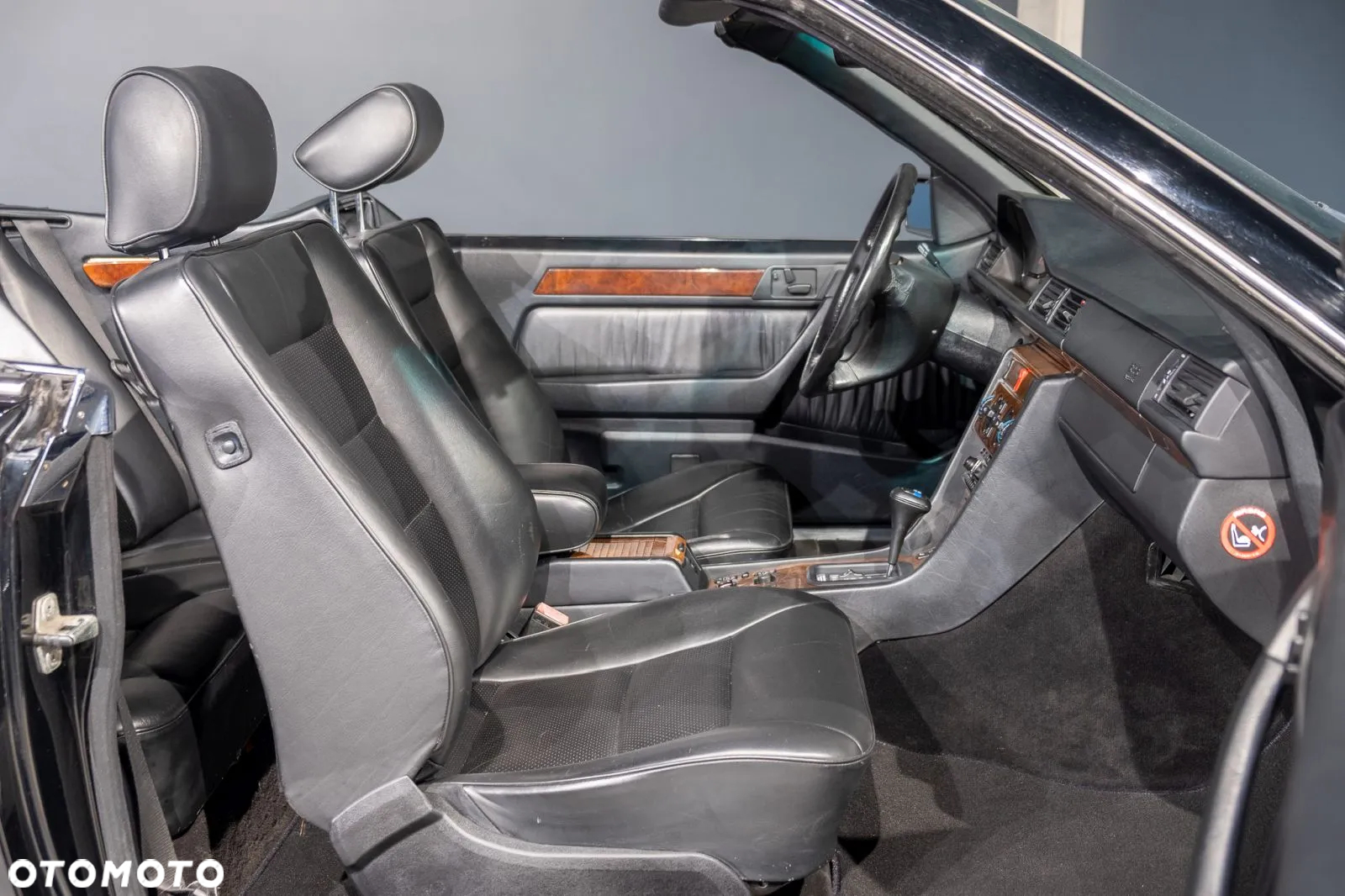 Mercedes-Benz W124 (1984-1993) - 21