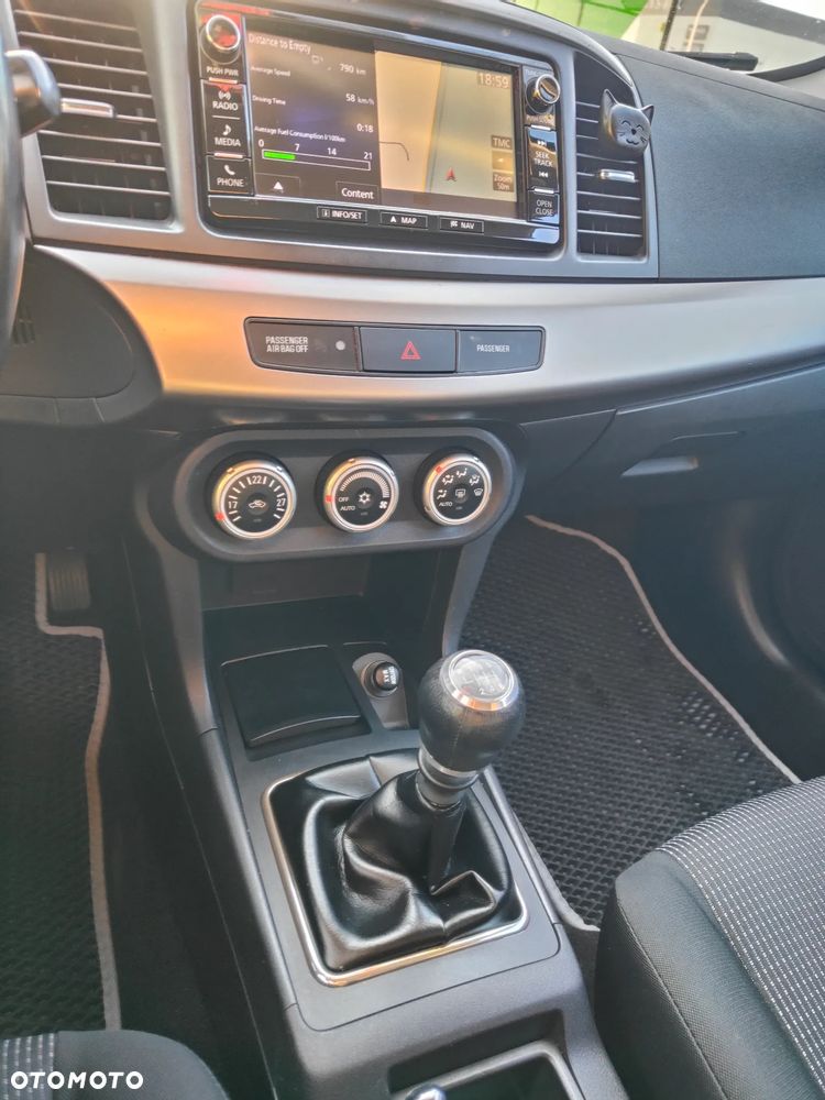 Mitsubishi Lancer 2.0 DID Intense - 9