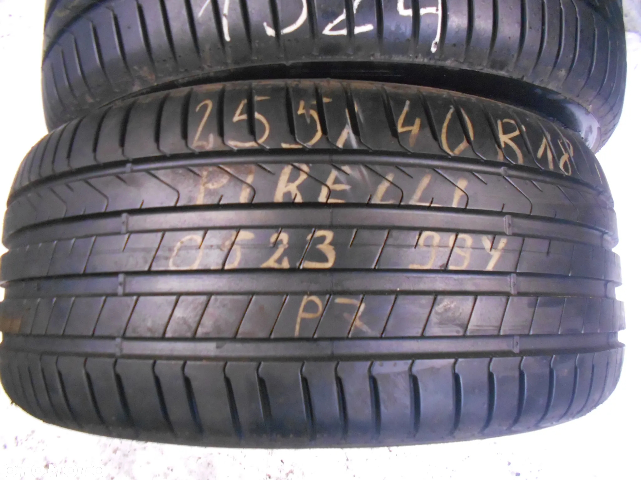 OPONY 255/40R18 PIRELLI CINTURATO P7 DOT 0523 / 1324    8MM - 3