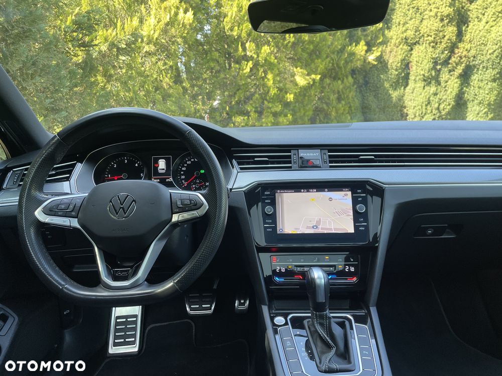 Volkswagen Passat - 19