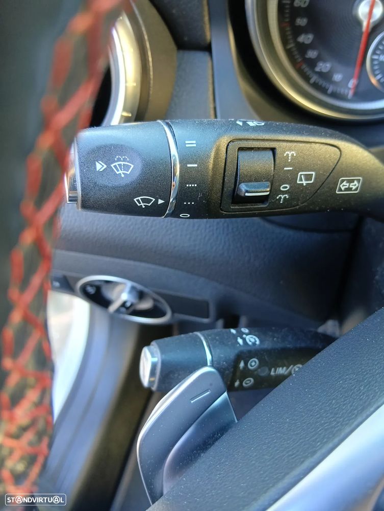 Mercedes-Benz CLA 200 d Shooting Brake AMG Line Aut. - 20