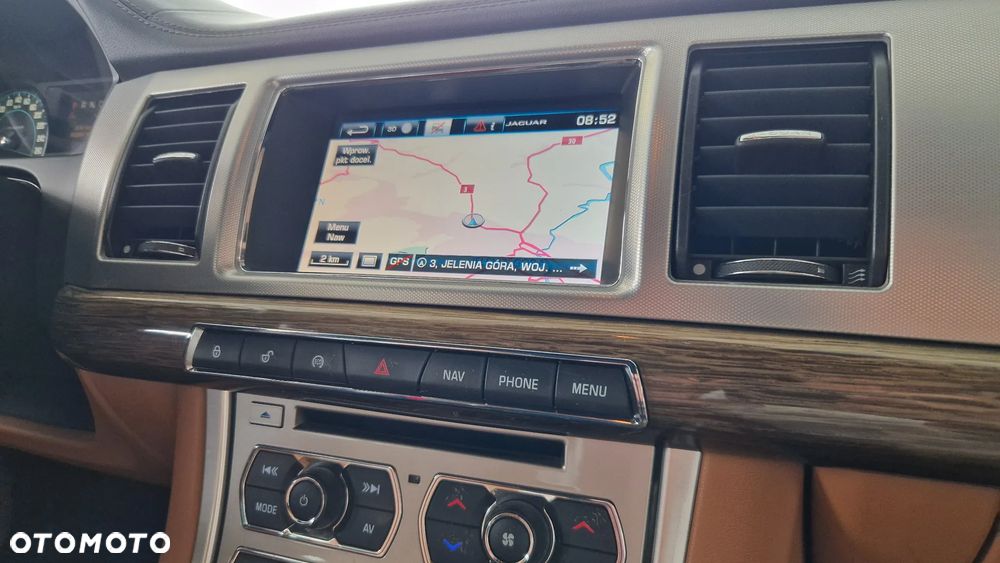 Jaguar XF 3.0 V6 D Premium Luxury - 20