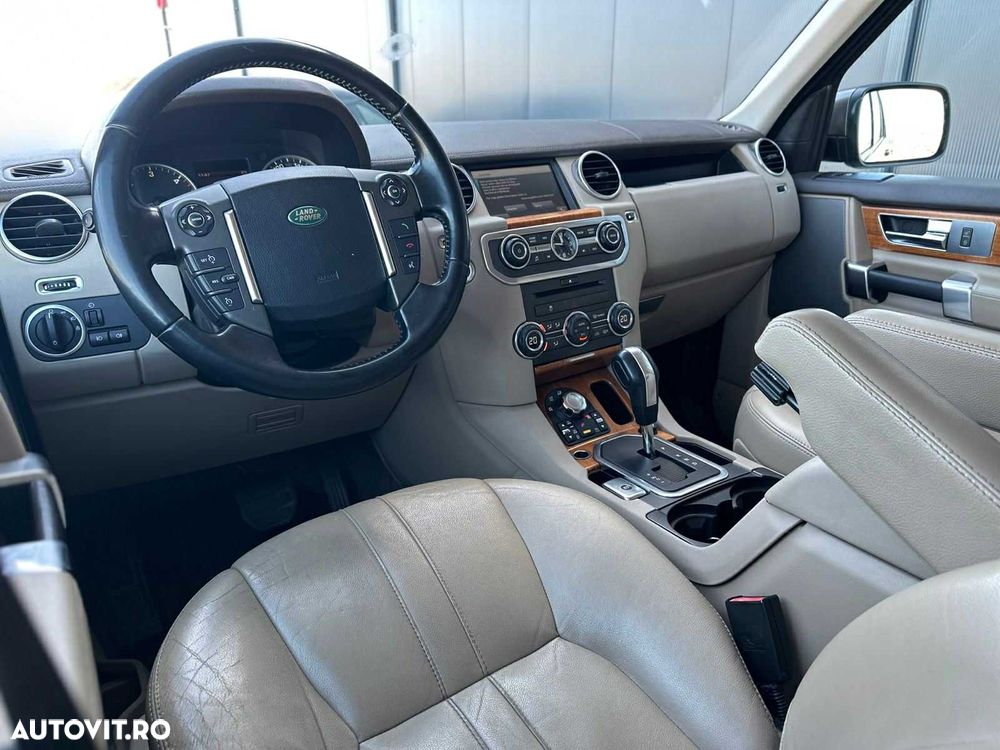 Land Rover Discovery 3.0i SD HSE Aut. - 11