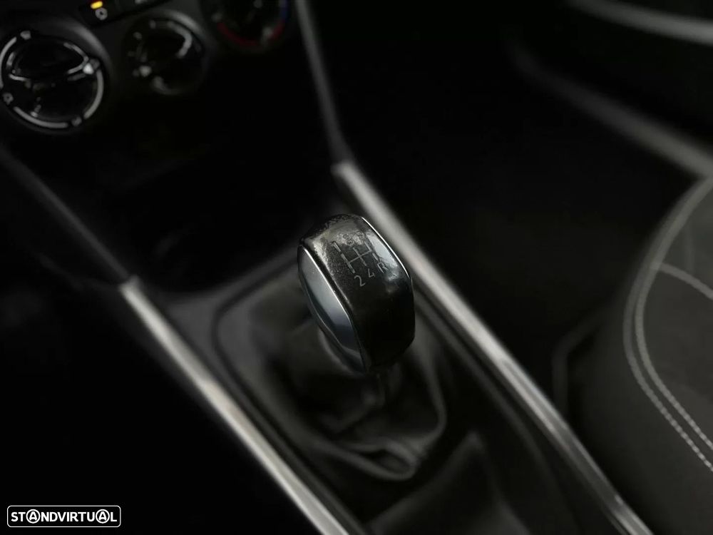 Peugeot 2008 1.2 PureTech Style - 25