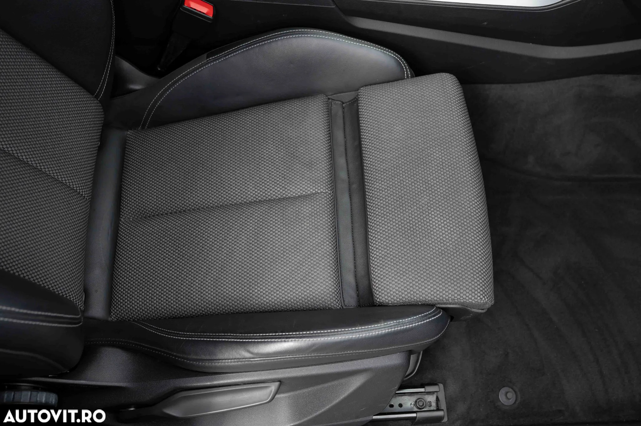 Audi Q5 50 TFSIe quattro S tronic S line - 25