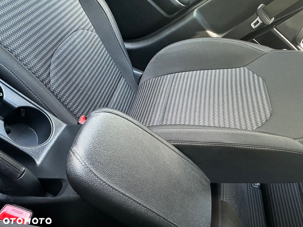 Kia Ceed 1.5 T-GDI M - 17