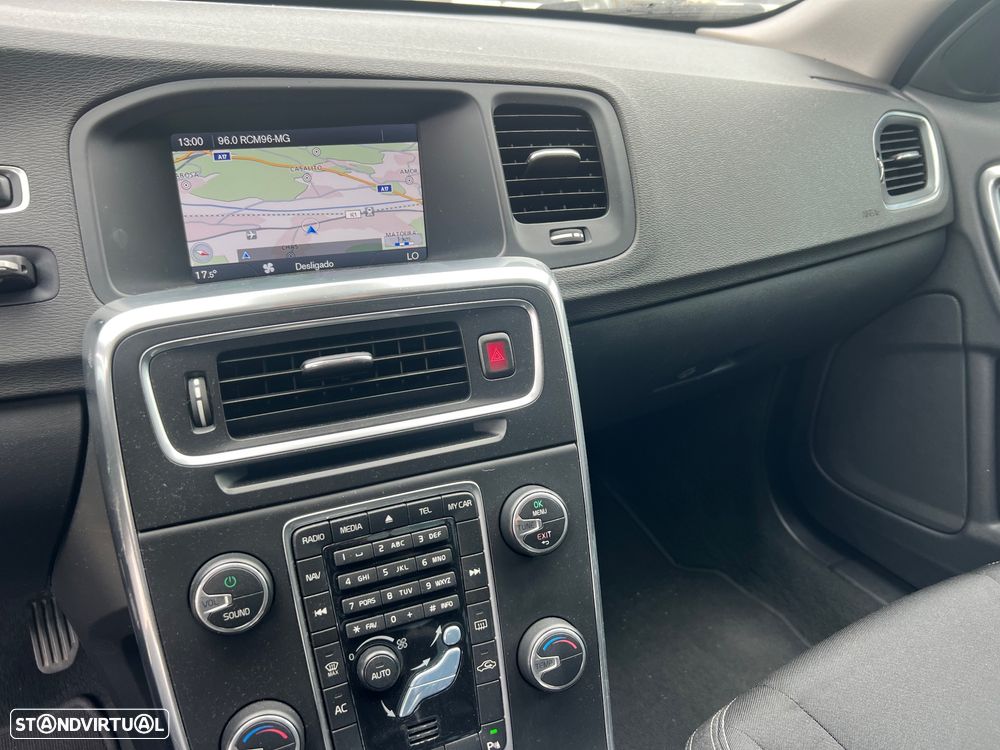 Volvo V60 1.6 D2 Drive Summum Start/Stop - 12