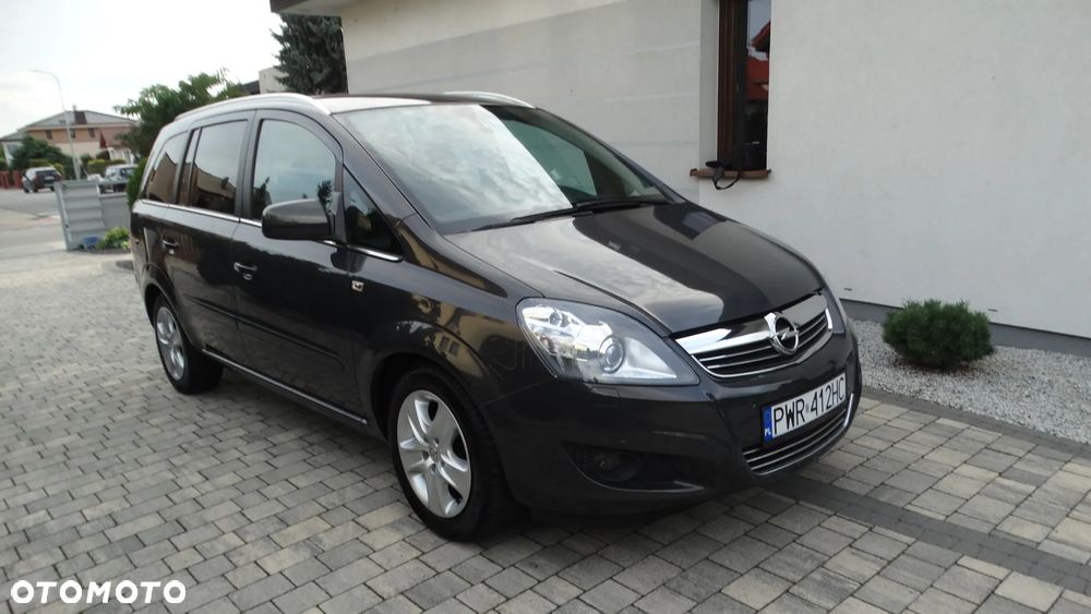 Opel Zafira 1.8 Cosmo - 3