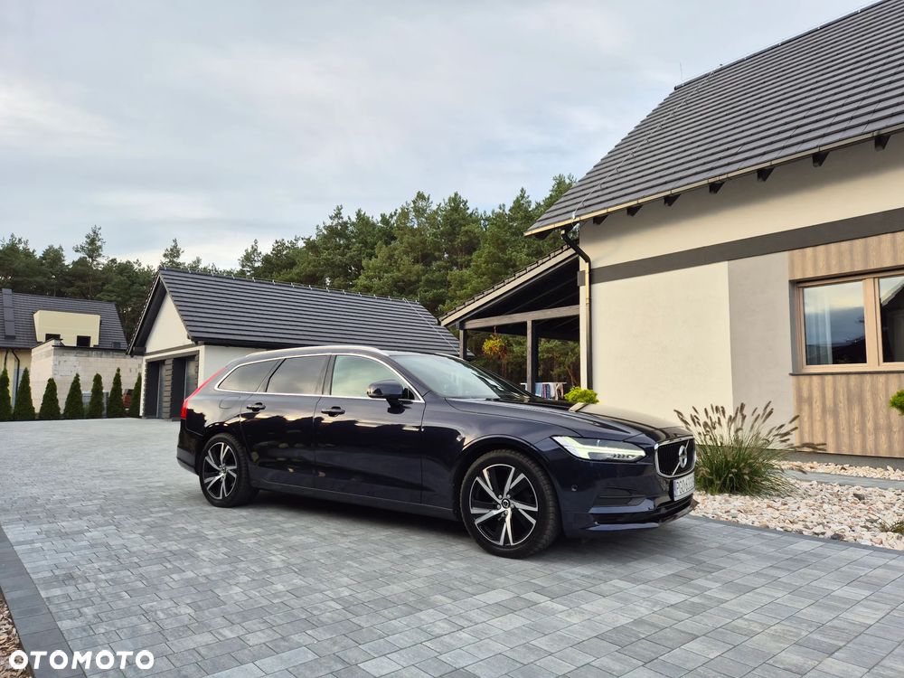 Volvo V90 D3 Momentum Pro - 39